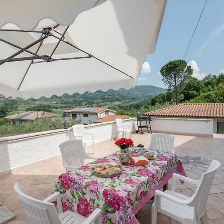 Amazing In With Kitchen * Castelnuovo di Farfa